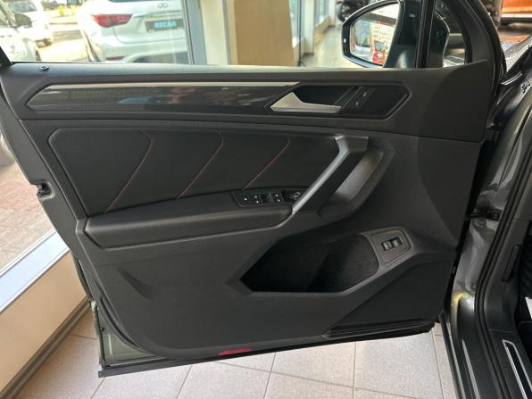 Volkswagen Tiguan II Рестайлинг с пробегом 2022 года, цена 3 460 000 рублей, 49011 км, внедорожник, Автокод Объявления