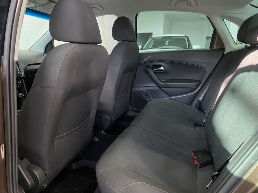 Volkswagen Polo V Рестайлинг Ростов-на-Дону  - изображение 21