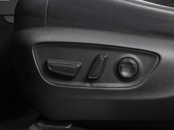 Toyota Land Cruiser 300 Series с пробегом 2021 года, цена 11 239 000 рублей, 48039 км, внедорожник, Автокод Объявления