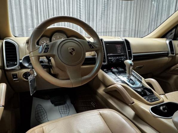 Porsche Cayenne II (958) с пробегом 2011 года, цена 2 550 000 рублей, 246269 км, внедорожник, Автокод Объявления
