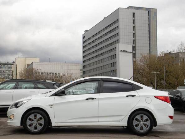 Hyundai Solaris I Рестайлинг с пробегом 2015 года, цена 878 000 рублей, 157632 км, седан, Автокод Объявления