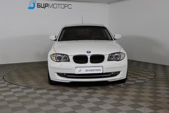 BMW 1 серии I (E81/E82/E87/E88) Рестайлинг с пробегом 2011 года, цена 629 990 рублей, 221535 км, хэтчбек, Автокод Объявления