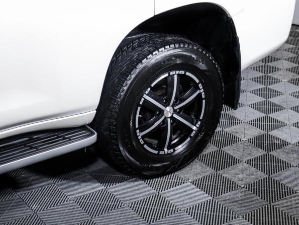 Toyota Land Cruiser Prado 150 Series Рестайлинг 3 с пробегом 2021 года, цена 6 649 000 рублей, 34800 км, внедорожник, Автокод Объявления