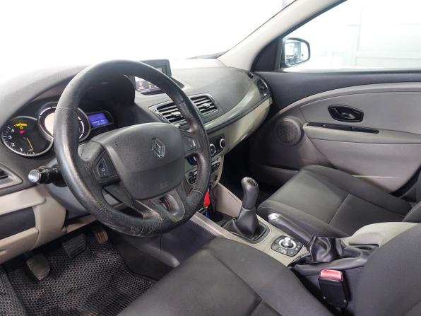Renault Megane III с пробегом 2010 года, цена 500 000 рублей, 255692 км, универсал, Автокод Объявления