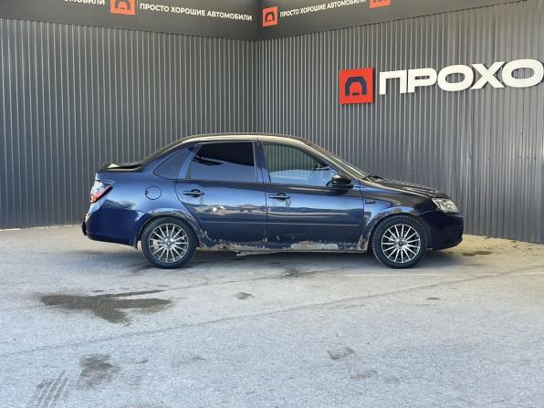 Lada (ВАЗ) Granta I с пробегом 2012 года, цена 88 000 рублей, 220000 км, седан, Автокод Объявления