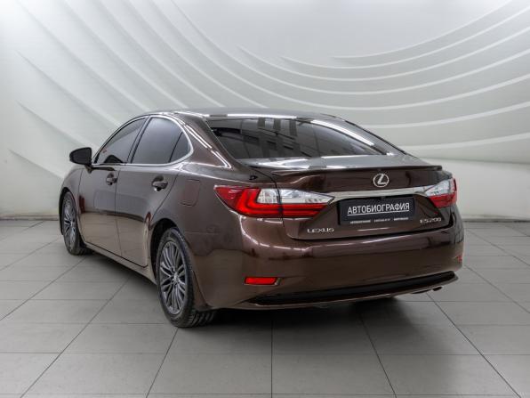 Lexus ES VI Рестайлинг с пробегом 2015 года, цена 2 288 000 рублей, 176582 км, седан, Автокод Объявления