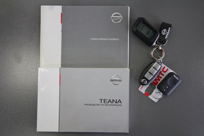 Nissan Teana II Рестайлинг с пробегом 2013 года, цена 1 350 000 рублей, 221335 км, седан, Автокод Объявления