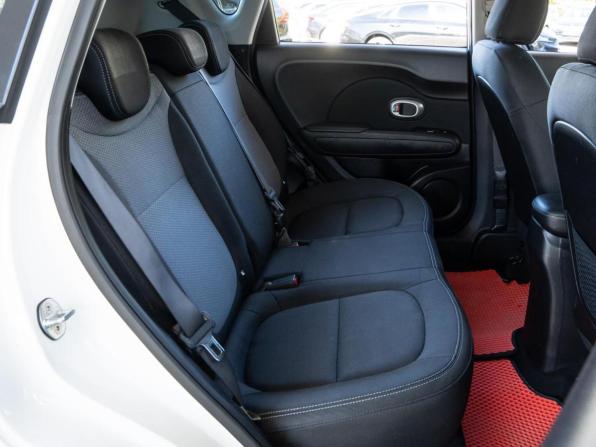 Kia Soul II Рестайлинг с пробегом 2018 года, цена 1 559 000 рублей, 101575 км, хэтчбек, Автокод Объявления