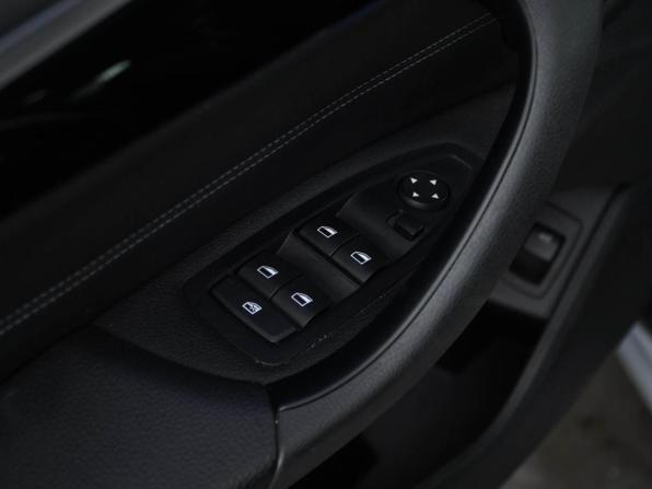 BMW X1 II (F48) Рестайлинг с пробегом 2019 года, цена 2 798 055 рублей, 132743 км, внедорожник, Автокод Объявления