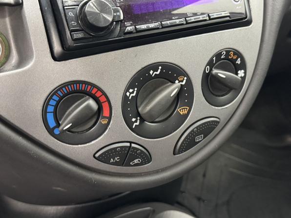 Ford Focus I Рестайлинг с пробегом 2004 года, цена 370 000 рублей, 238262 км, хэтчбек, Автокод Объявления