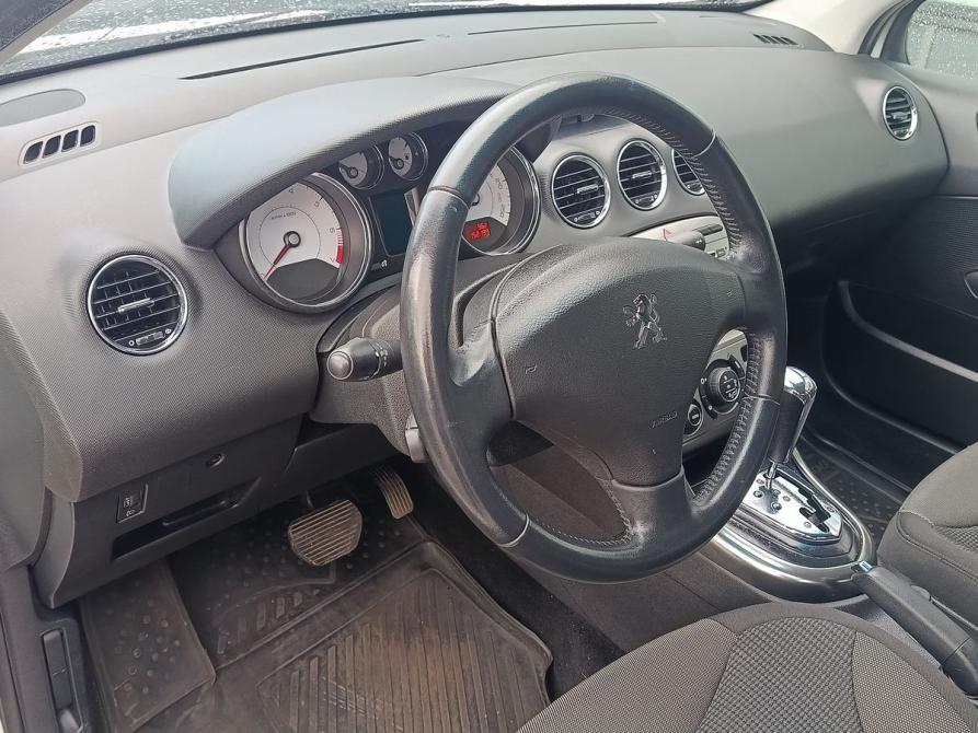 Peugeot 308 I Москва  - изображение 14