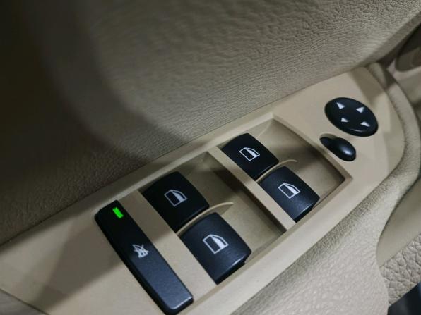 BMW X1 I (E84) Рестайлинг с пробегом 2013 года, цена 1 350 000 рублей, 246376 км, внедорожник, Автокод Объявления