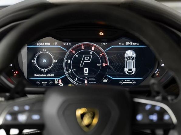 Новый Lamborghini Urus I Рестайлинг 2025 года, цена 39 990 000 рублей, внедорожник, Автокод Объявления