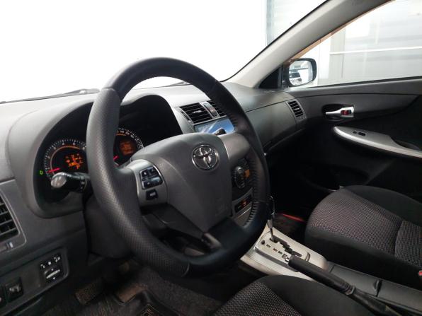 Toyota Corolla X (E140 E150) Рестайлинг с пробегом 2012 года, цена 1 110 000 рублей, 215000 км, седан, Автокод Объявления