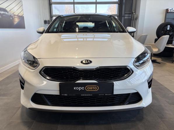 Kia Ceed III с пробегом 2018 года, цена 1 679 000 рублей, 69140 км, универсал, Автокод Объявления