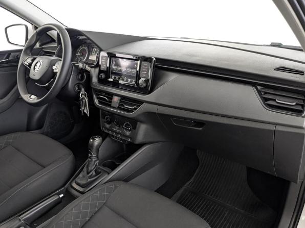 Skoda Rapid II с пробегом 2021 года, цена 1 110 000 рублей, 194871 км, лифтбек, Автокод Объявления