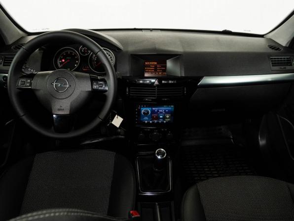 Opel Astra H Рестайлинг с пробегом 2012 года, цена 678 000 рублей, 186916 км, седан, Автокод Объявления