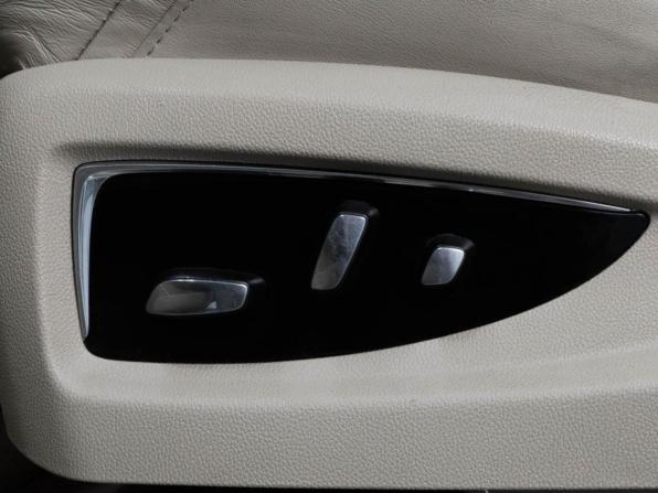 Cadillac Escalade IV с пробегом 2016 года, цена 3 099 070 рублей, 226129 км, внедорожник, Автокод Объявления