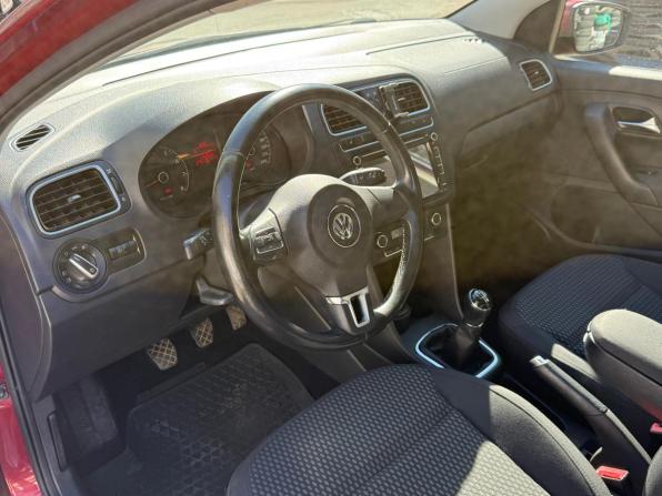 Volkswagen Polo V с пробегом 2013 года, цена 749 000 рублей, 110200 км, седан, Автокод Объявления
