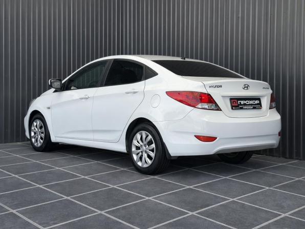 Hyundai Solaris I с пробегом 2011 года, цена 817 000 рублей, 119348 км, седан, Автокод Объявления
