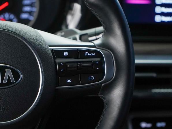 Kia K5 III с пробегом 2021 года, цена 2 499 444 рубля, 113732 км, седан, Автокод Объявления