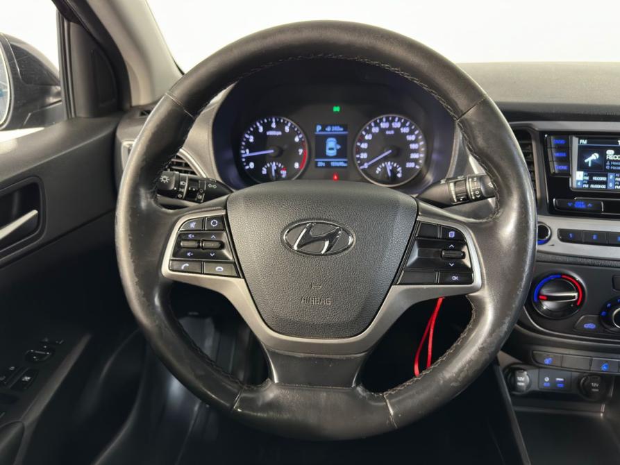 Hyundai Solaris II Великий Новгород  - изображение 13