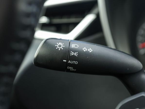 Toyota Corolla XII (E210) с пробегом 2019 года, цена 1 859 000 рублей, 93397 км, хэтчбек, Автокод Объявления