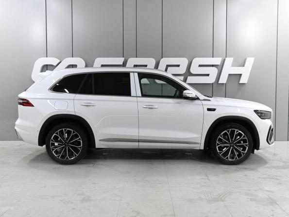 Geely Monjaro I Рестайлинг 2 с пробегом 2026 года, цена 4 199 000 рублей, 43 км, внедорожник, Автокод Объявления