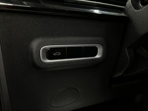 Omoda C5 I с пробегом 2023 года, цена 1 645 000 рублей, 37540 км, внедорожник, Автокод Объявления