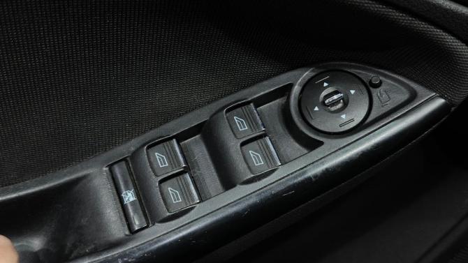 Ford Focus III с пробегом 2012 года, цена 650 000 рублей, 119007 км, хэтчбек, Автокод Объявления