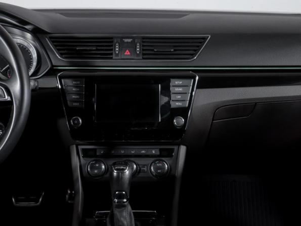 Skoda Superb III с пробегом 2015 года, цена 2 244 000 рублей, 87416 км, лифтбек, Автокод Объявления