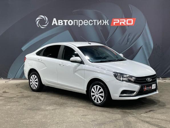 Lada (ВАЗ) Vesta I с пробегом 2015 года, цена 630 000 рублей, 157200 км, седан, Автокод Объявления
