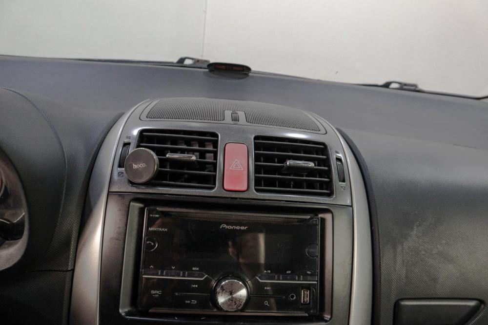 Toyota Auris I Челябинск  - изображение 12