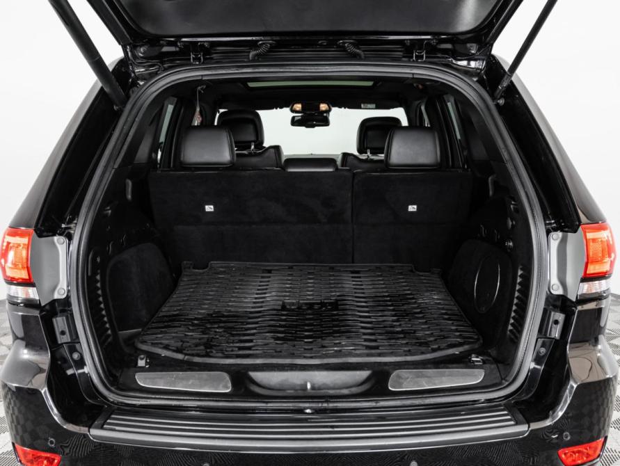 Jeep Grand Cherokee IV (WK2) Рестайлинг Санкт-Петербург  - изображение 26