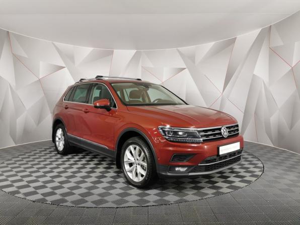 Volkswagen Tiguan II с пробегом 2018 года, цена 1 795 150 рублей, 173080 км, внедорожник, Автокод Объявления