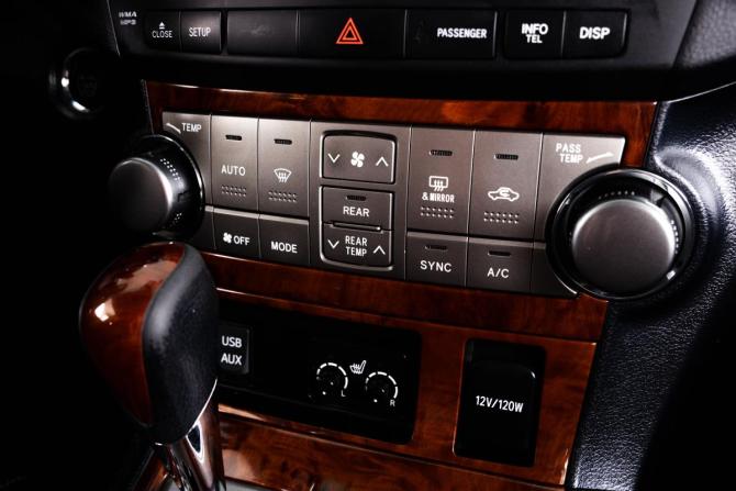Toyota Highlander II (XU40) Рестайлинг с пробегом 2010 года, цена 1 949 000 рублей, 163181 км, внедорожник, Автокод Объявления