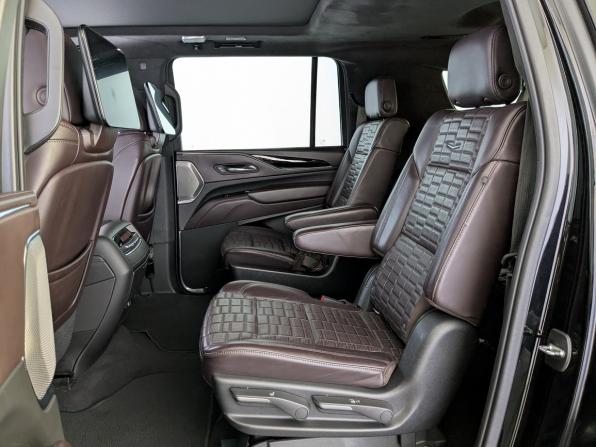 Cadillac Escalade V с пробегом 2021 года, цена 7 300 000 рублей, 167430 км, внедорожник, Автокод Объявления