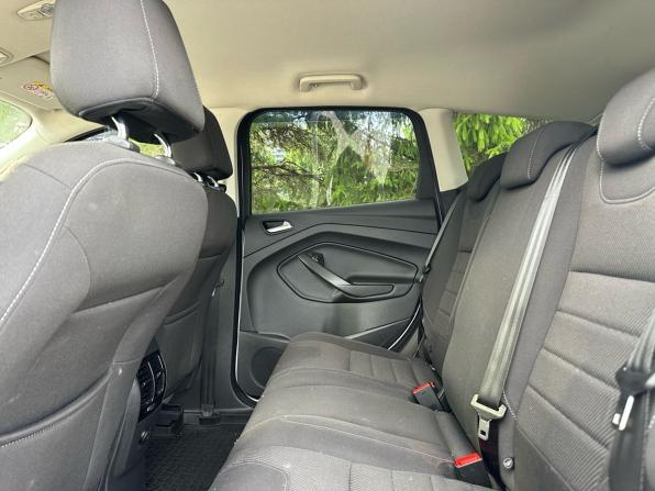 Ford Kuga II с пробегом 2015 года, цена 1 059 000 рублей, 242154 км, внедорожник, Автокод Объявления