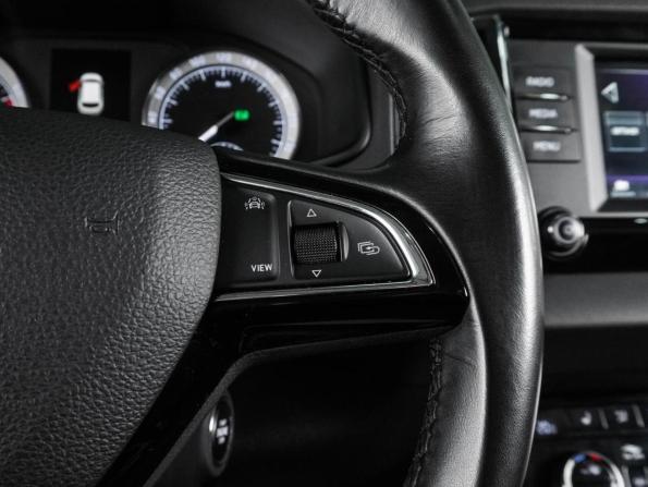 Skoda Karoq I с пробегом 2020 года, цена 2 275 000 рублей, 125737 км, внедорожник, Автокод Объявления