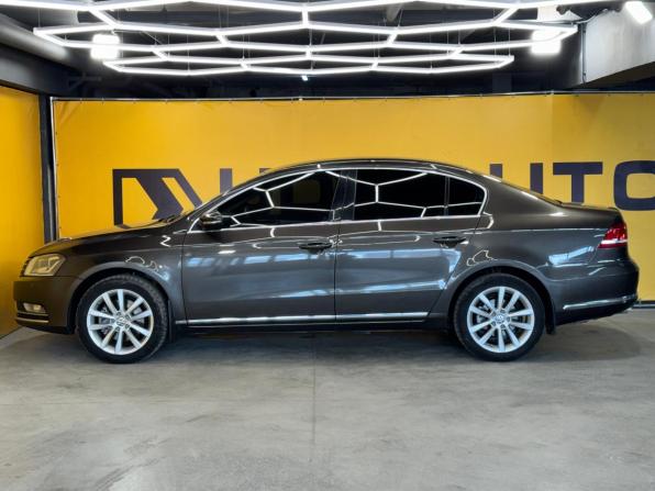 Volkswagen Passat B7 с пробегом 2011 года, цена 999 000 рублей, 203420 км, седан, Автокод Объявления