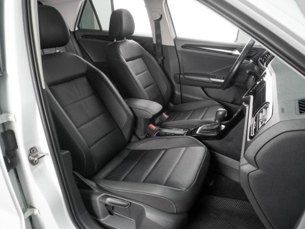 Volkswagen T-Roc I (China Market) с пробегом 2020 года, цена 2 785 000 рублей, 46677 км, внедорожник, Автокод Объявления