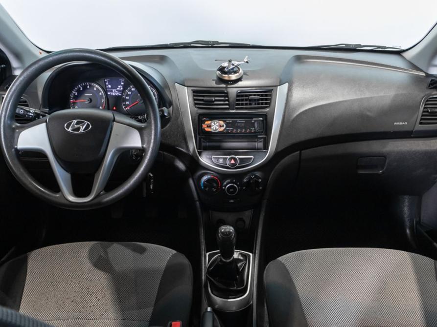 Hyundai Solaris I Казань  - изображение 6
