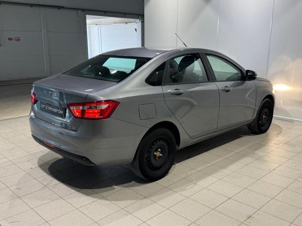 Lada (ВАЗ) Vesta I с пробегом 2018 года, цена 985 000 рублей, 127001 км, седан, Автокод Объявления