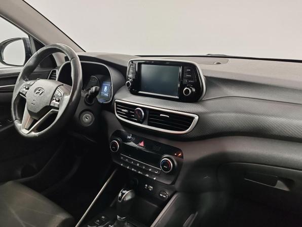 Hyundai Tucson III Рестайлинг с пробегом 2018 года, цена 1 999 000 рублей, 191198 км, внедорожник, Автокод Объявления