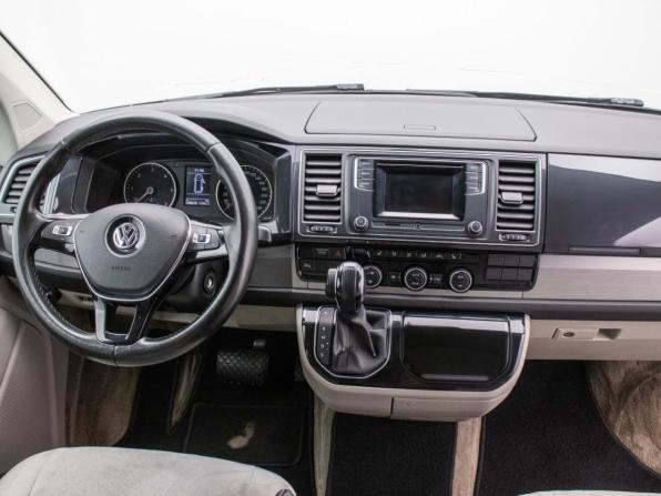 Volkswagen Multivan T6 с пробегом 2015 года, цена 2 870 000 рублей, 330627 км, минивэн, Автокод Объявления