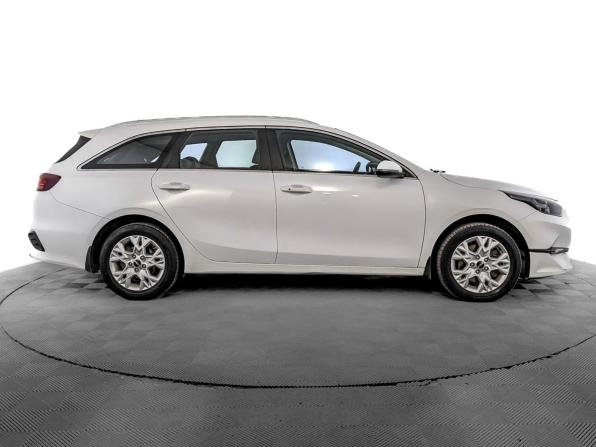 Kia Ceed III Рестайлинг с пробегом 2021 года, цена 2 100 000 рублей, 80578 км, универсал, Автокод Объявления