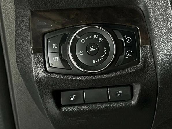 Ford Explorer V с пробегом 2012 года, цена 1 100 000 рублей, 182827 км, внедорожник, Автокод Объявления