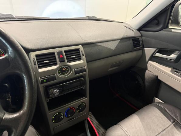 Lada (ВАЗ) Priora I с пробегом 2012 года, цена 290 000 рублей, 157001 км, седан, Автокод Объявления