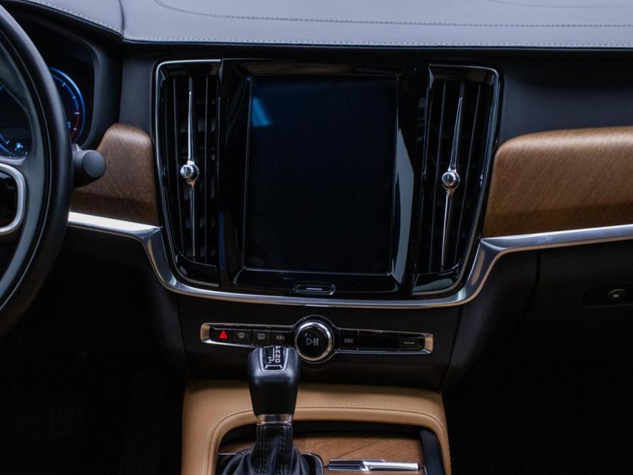 Volvo S90 II Москва  - изображение 14