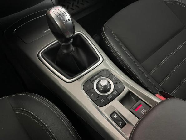 Renault Laguna III Рестайлинг с пробегом 2011 года, цена 685 000 рублей, 238042 км, лифтбек, Автокод Объявления